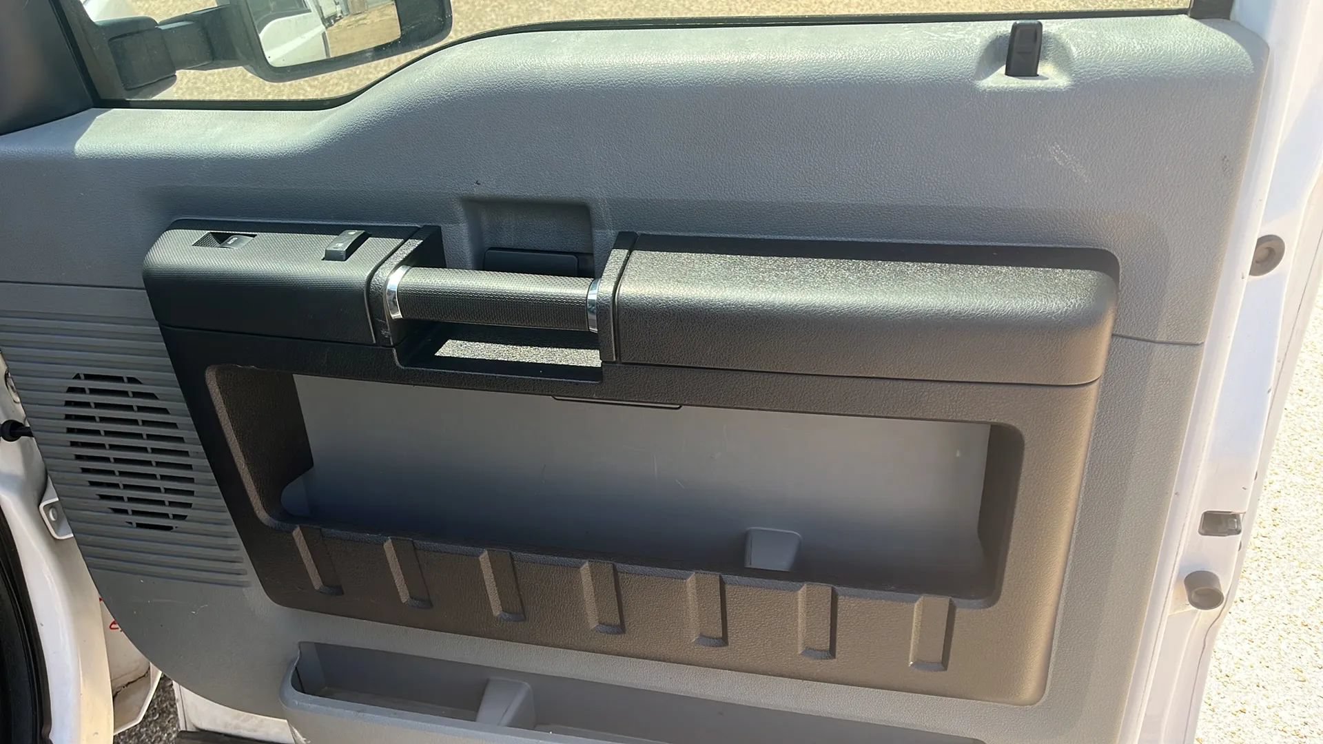 Used 2015 Ford F250 XL w/ Power Equipment Group RWD image 19
