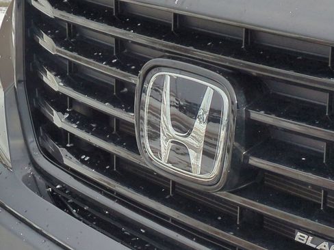 Used 2023 Honda Ridgeline Black Edition image 11