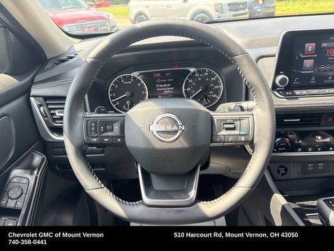 Used 2026 Nissan Rogue SV AWD/4WD image 30