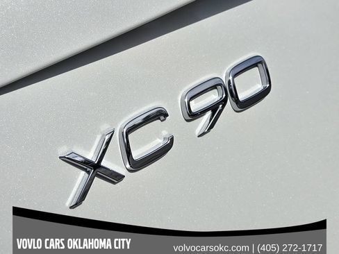 Used 2026 Volvo XC90 B6 Ultra w/ Protection Package Premier AWD/4WD image 11