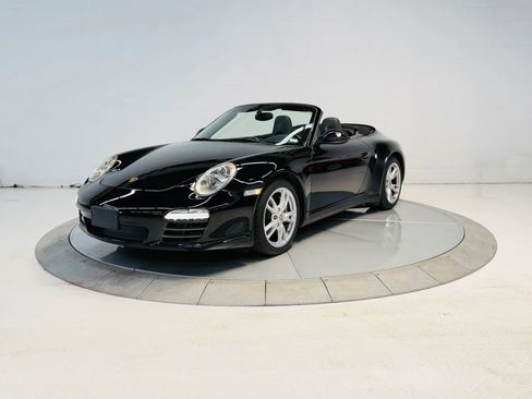 Used 2010 Porsche 911 Carrera 4 AWD/4WD image 3