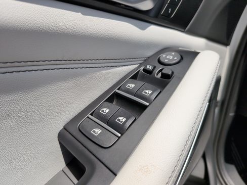 Used 2024 BMW X5 xDrive40i w/ Premium Package AWD/4WD image 30