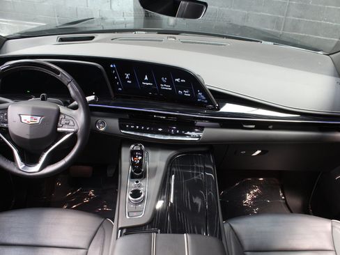 Used 2024 Cadillac Escalade Sport w/ LPO, ONYX Package AWD/4WD image 28