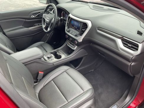 Used 2023 GMC Acadia SLT w/ Preferred Package image 19