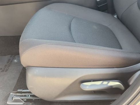 Used 2025 Toyota RAV4 LE image 18