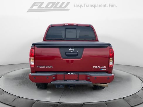 Used 2019 Nissan Frontier PRO-4X image 8