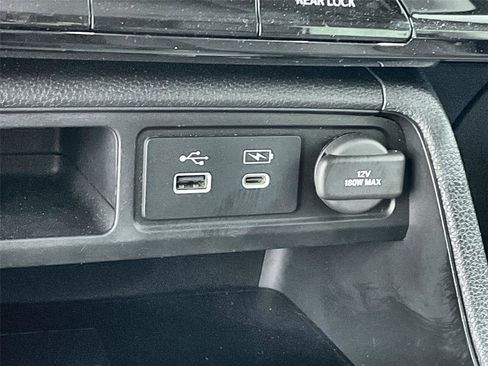 Certified 2023 Honda Pilot Elite image 26