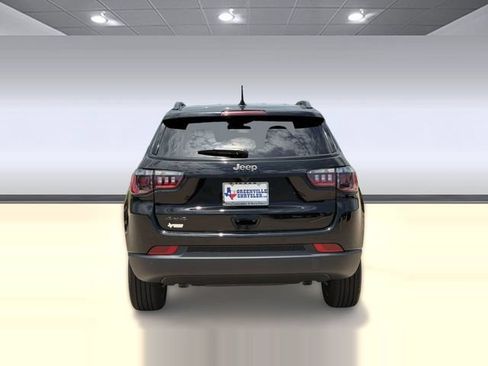 New 2026 Jeep Compass Limited AWD/4WD image 10