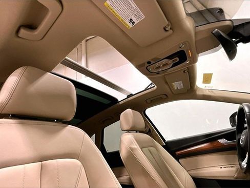 Used 2021 Audi Q5 2.0T Premium image 16