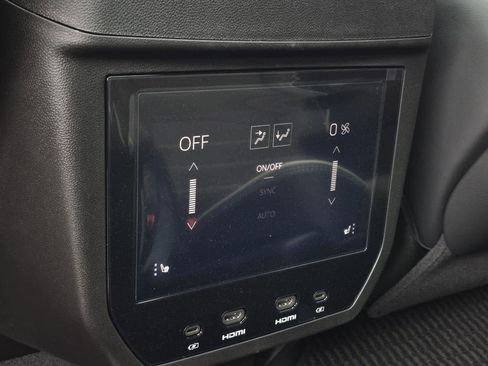 New 2026 GMC Yukon XL Denali Ultimate image 17