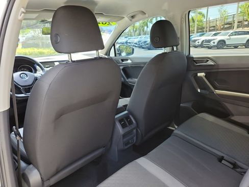 Used 2020 Volkswagen Tiguan S FWD image 10