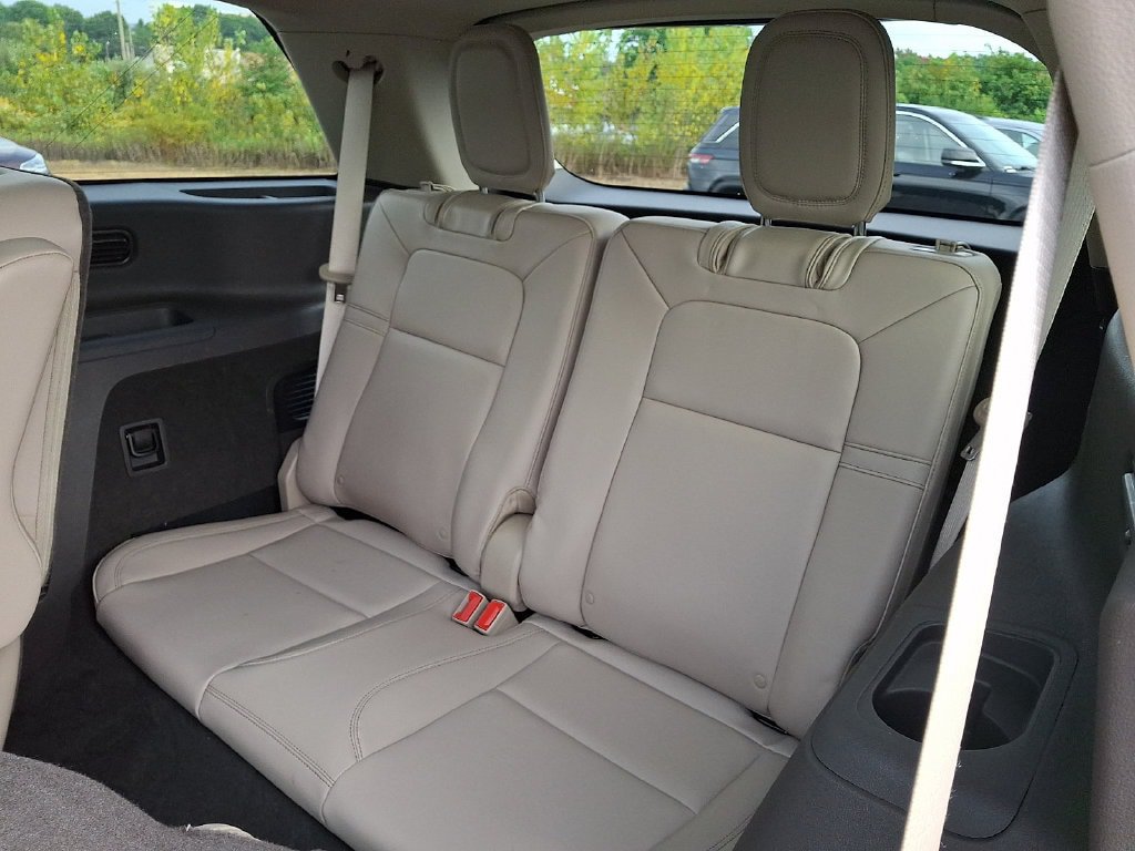 Certified 2023 Lincoln Aviator AWD w/ Premium Package image 10