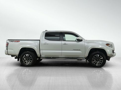 Used 2022 Toyota Tacoma TRD Sport image 6