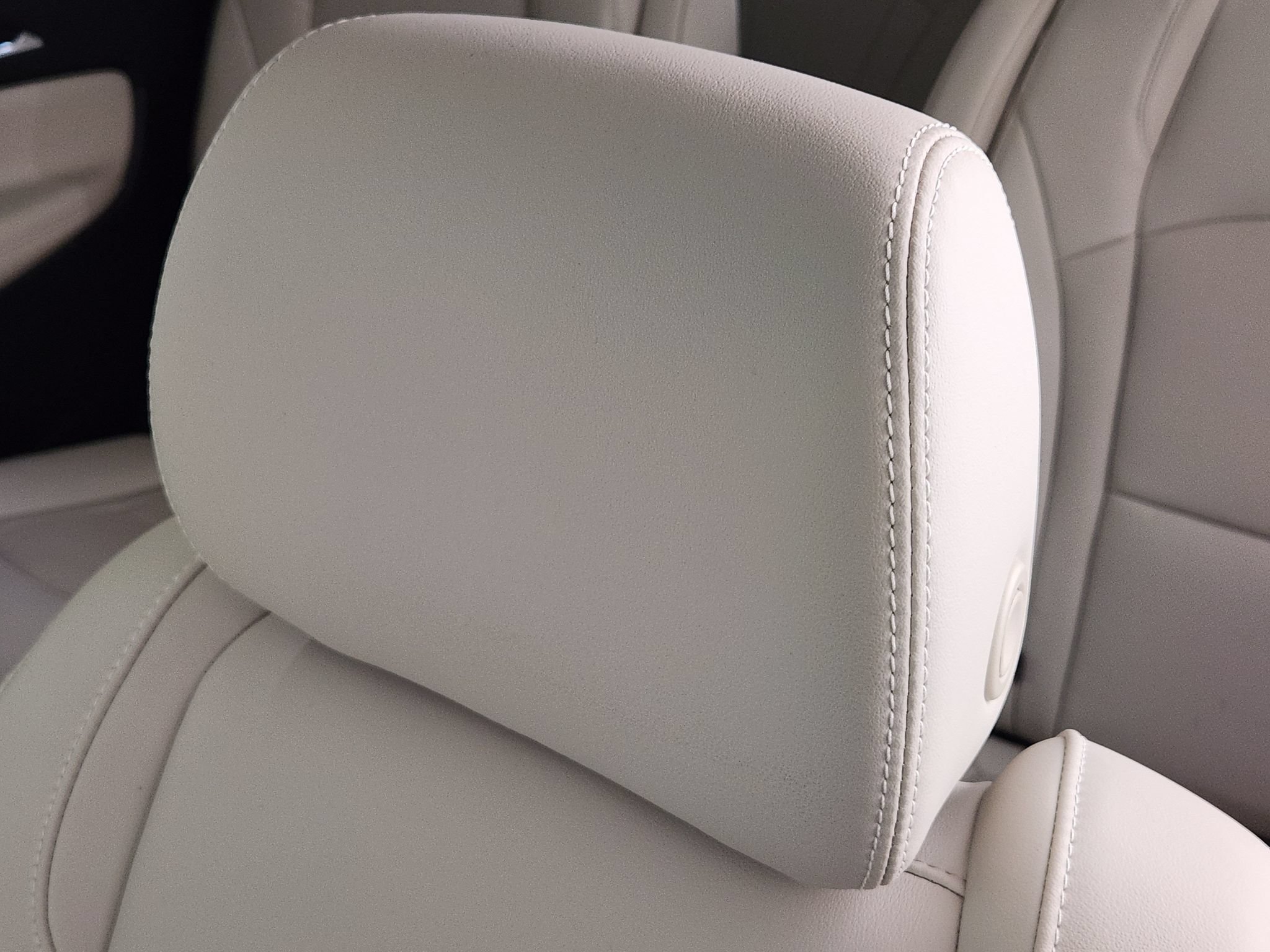 Used 2023 Buick Enclave Essence w/ Trailering Package, 5000 lbs. FWD image 25
