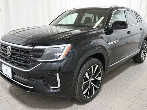 New 2026 Volkswagen Atlas Cross Sport SEL Premium R-Line AWD/4WD image 17