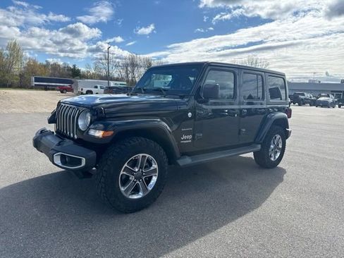 Used 2018 Jeep Wrangler Unlimited Sahara AWD/4WD image 1