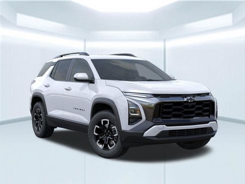 New 2026 Chevrolet Equinox ACTIV w/ Convenience Package III FWD image 8