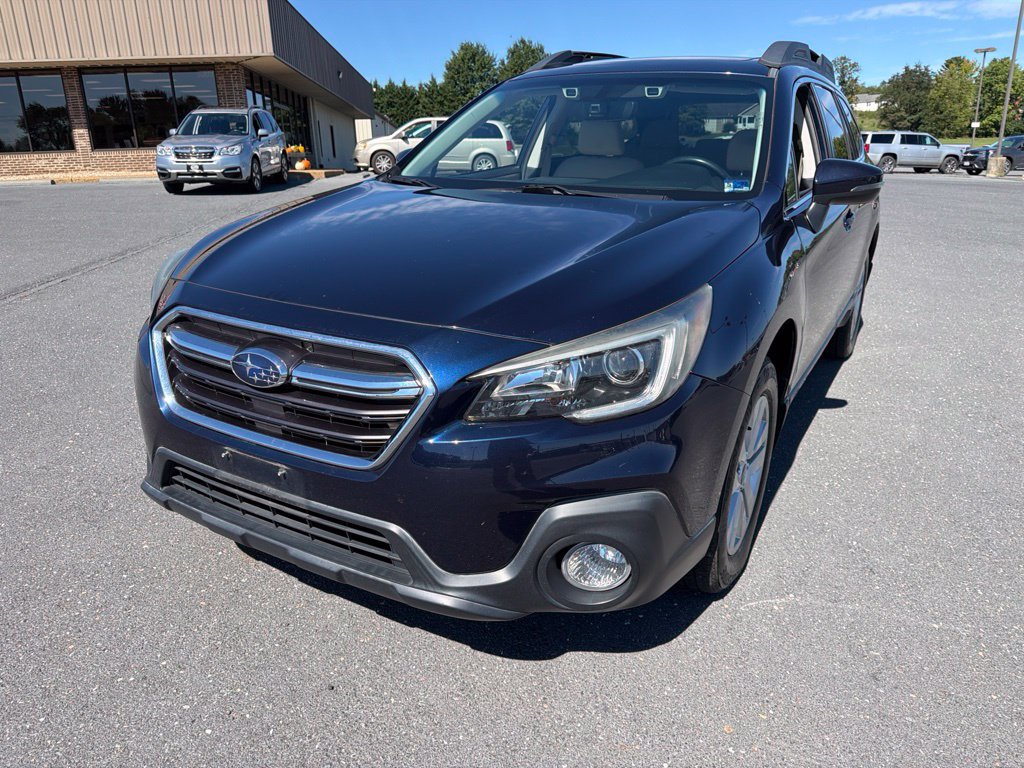 Used 2018 Subaru Outback 2.5i Premium AWD/4WD image 1