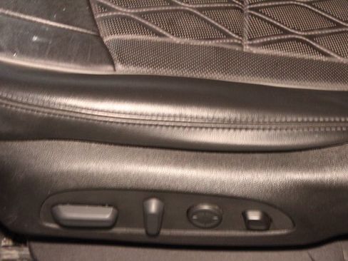 Used 2022 Buick Enclave Avenir image 14