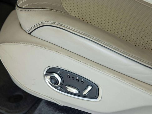 Used 2025 Aston Martin DBX 707 image 18