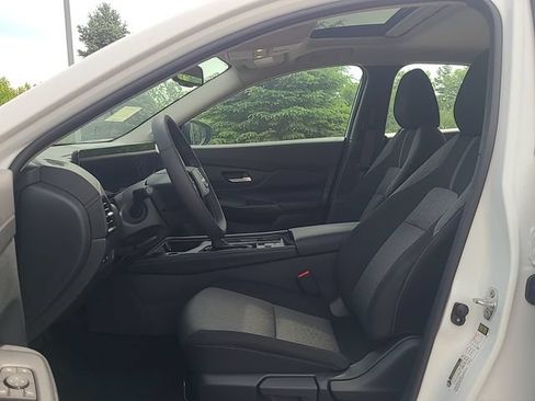 New 2026 Nissan Sentra SV w/ SV Convenience Package FWD image 10