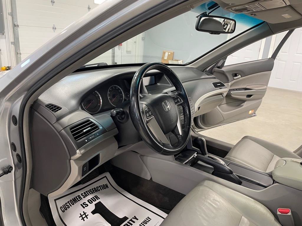 Used 2009 Honda Accord EX-L image 9