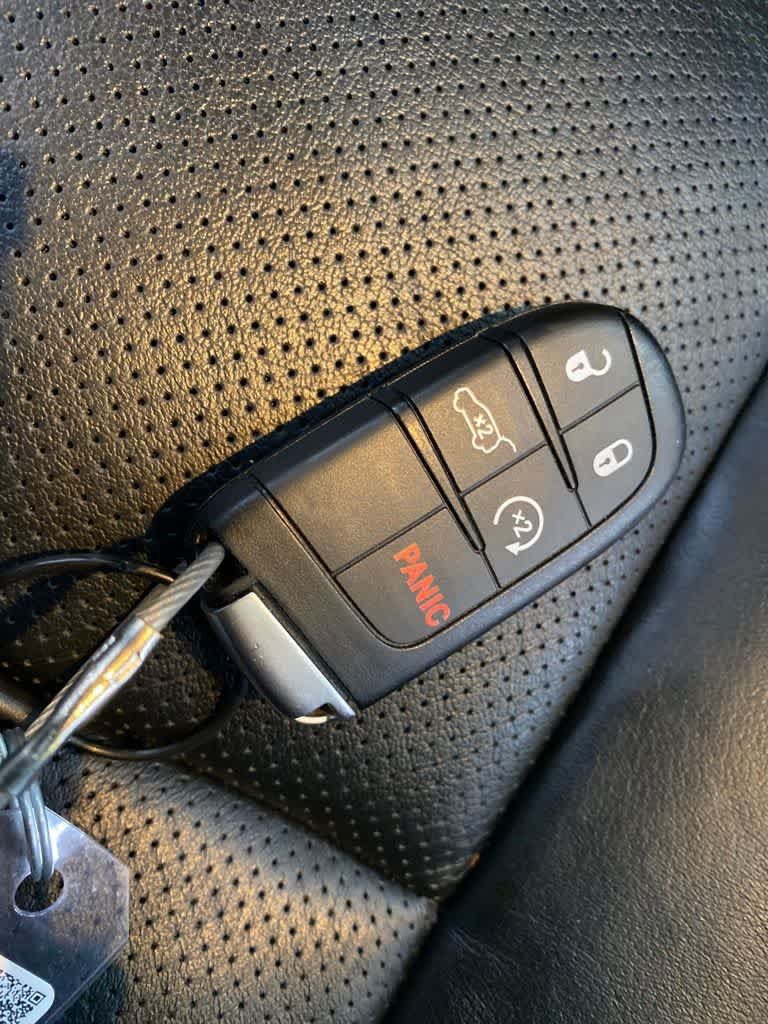 Used 2025 Dodge Durango R/T AWD/4WD image 28