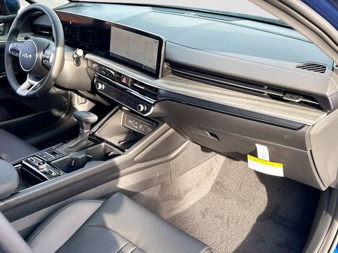 Used 2025 Kia K5 EX image 30