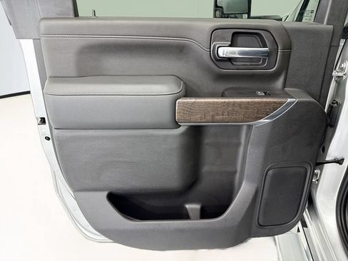 Used 2022 GMC Sierra 2500 Denali AWD/4WD image 24