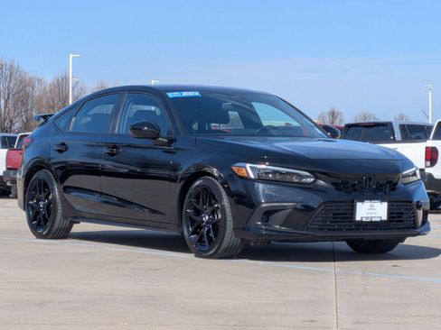 Certified 2023 Honda Civic Sport image 3