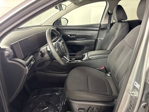 Used 2025 Hyundai Tucson SEL FWD image 29