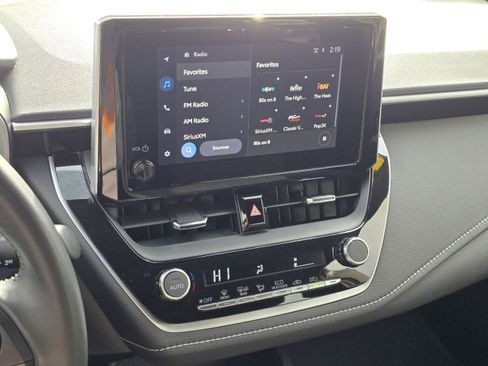 Used 2024 Toyota Corolla SE image 24