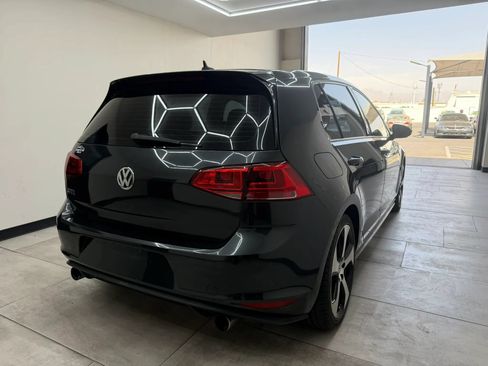Used 2015 Volkswagen Golf 4-Door FWD image 9