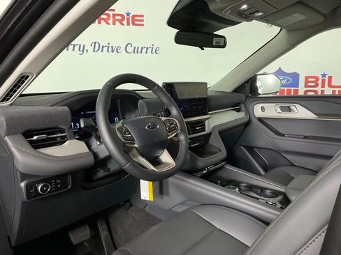 New 2025 Ford Explorer Active w/ Active Comfort Package image 13
