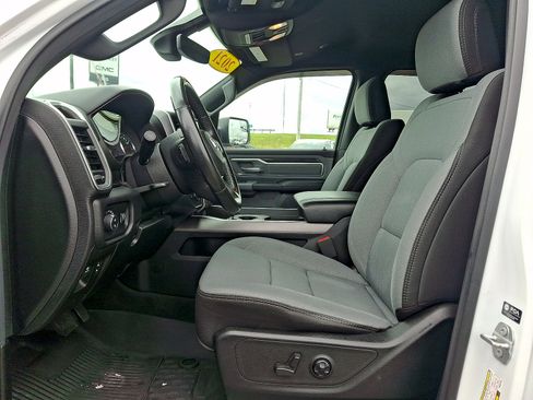 Used 2021 RAM 1500 Big Horn AWD/4WD image 11