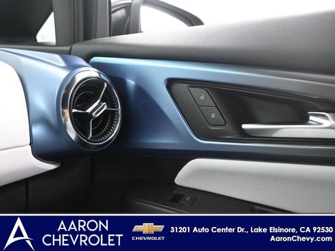 New 2026 Chevrolet Equinox EV LT image 16