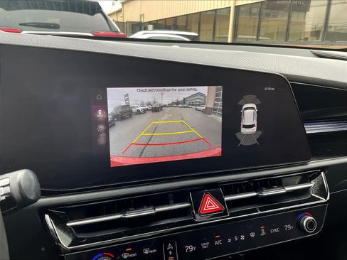 Used 2023 Kia Niro Wave w/ Wave Preserve Package image 19