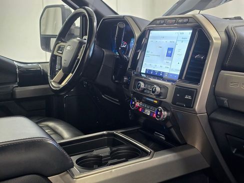 Used 2022 Ford F350 Platinum image 30