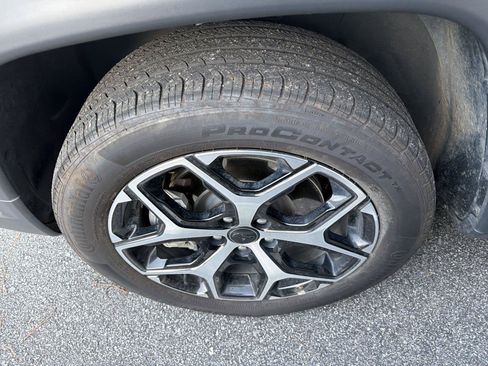 Used 2025 Jeep Compass Limited AWD/4WD image 9
