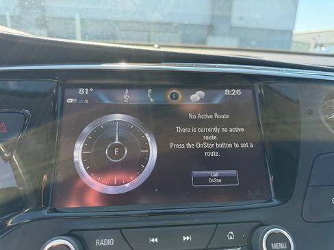 Used 2019 Buick Envision Essence FWD image 11