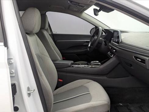Used 2020 Hyundai Sonata SEL w/ Convenience Package FWD image 19