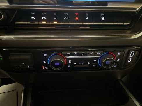 Used 2023 Chevrolet Silverado 1500 LTZ w/ LTZ Premium Package image 29