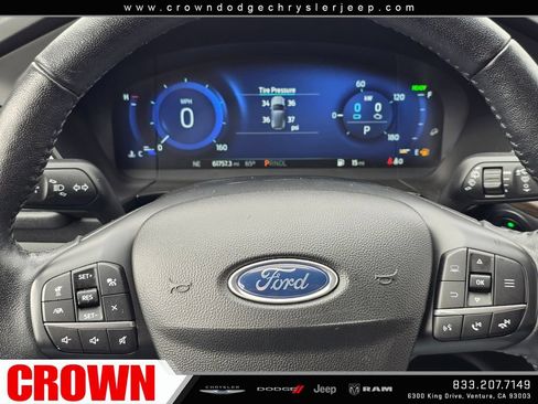 Used 2020 Ford Escape Titanium FWD image 28
