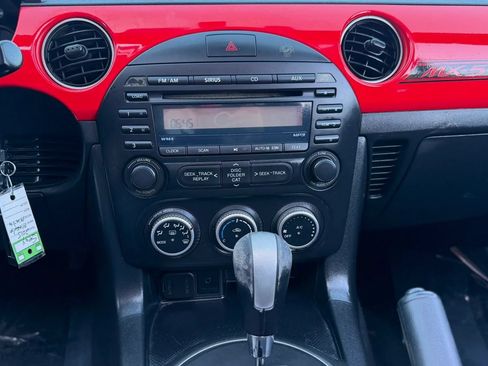 Used 2015 MAZDA MX-5 Miata Club RWD image 15