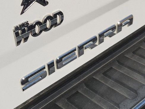 Used 2018 GMC Sierra 1500 SLT w/ Texas SLT Premium Package image 8