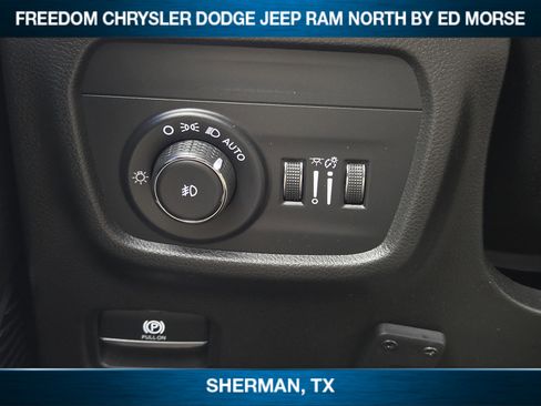 Used 2021 Jeep Grand Cherokee L Overland w/ Luxury Tech Group IV image 16