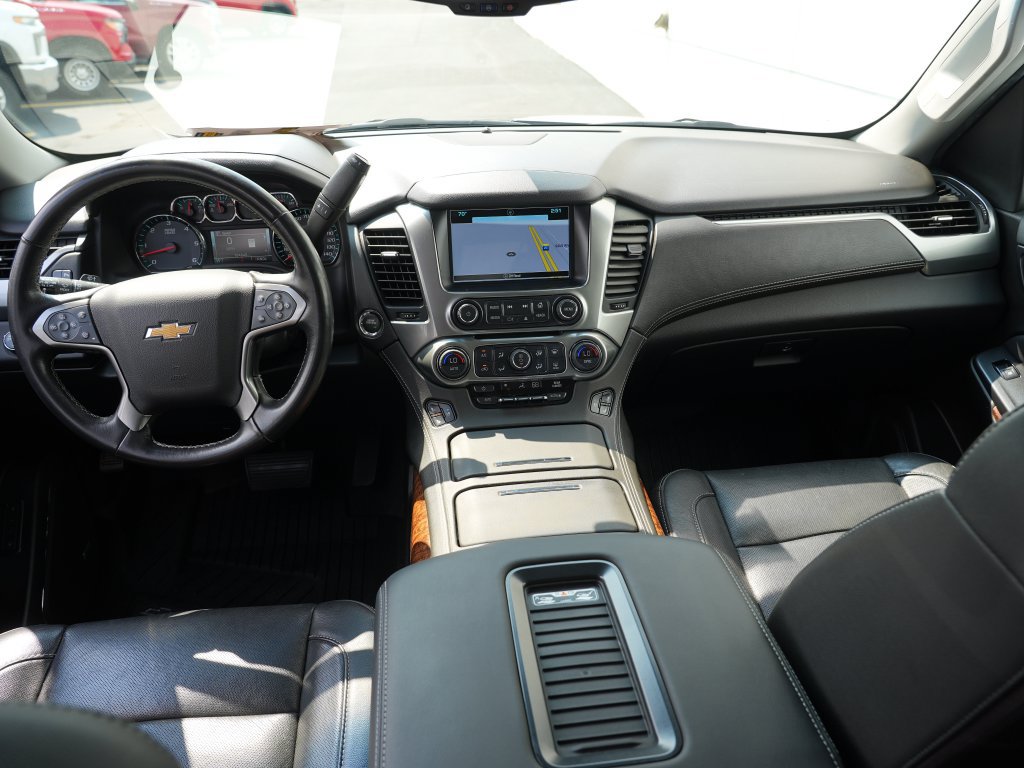 Certified 2020 Chevrolet Suburban Premier w/ RST 6.2L Performance Edition AWD/4WD image 25