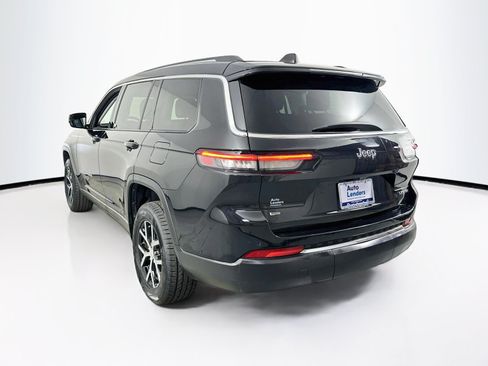 Used 2023 Jeep Grand Cherokee L Limited RWD image 7