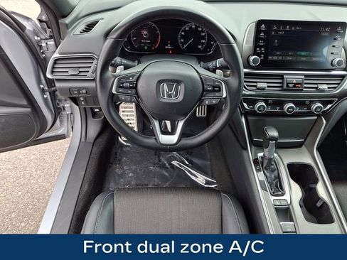 Used 2018 Honda Accord Sport image 3