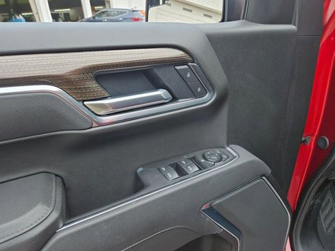 Used 2025 Chevrolet Silverado 1500 RST RWD image 11
